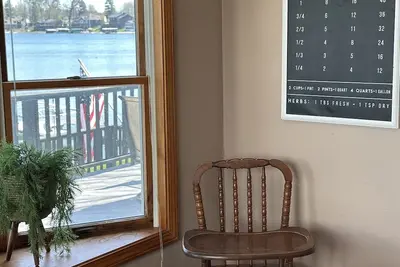 Image de Pure Mi Lakefront Cottage - Lake Recreation, Swimming and Fishing abound