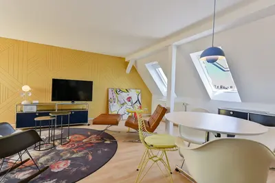 Image de Design-Maissonette-Appartement-Salle de bain privée-Vue ville