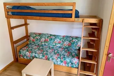 Image de Paradiski proche pistes et commerces vallandry