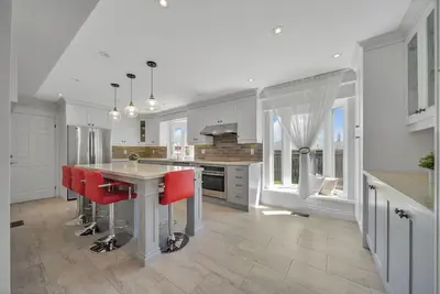 Image de Luxury Stay W/ Chef’s Kitchen