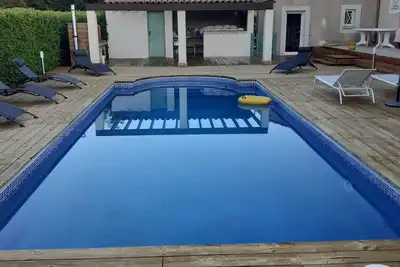 Image de Location saisonnière villa avec piscine 10 personnes