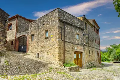 Image de Can Parralets : Maison rurale à louer à Saus, confortable, rénovée et charmante