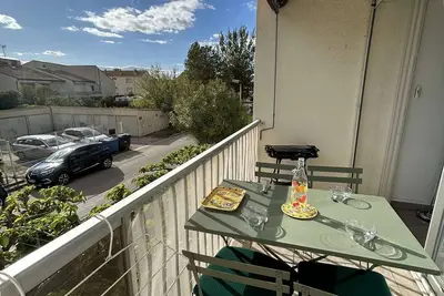 Image de Appartement T2 cabine climatisé avec garage et terrasse au Grau-du-Roi, 6 couchages, proche plage