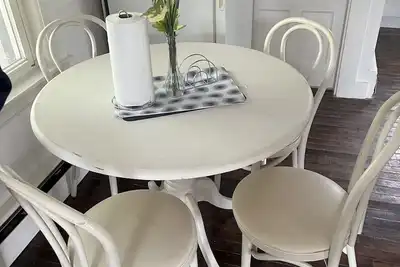 Image de Two Br close to Atv trails, hiking trails and ski areas, kayaking on the river.