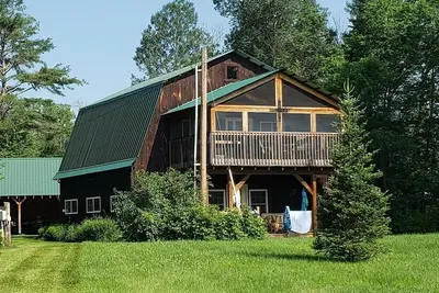 Maple Streams - Vermont Getaway
