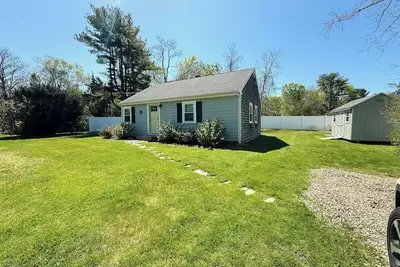 Image de Coastal Cottage in Pocasset - 0. 5 mile to beach