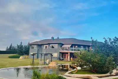 Image de Charming Guest House with Beautiful Mountain View & Spa. . . . Pet Friendly