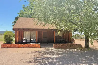 Image de 5 minutes from the world-famous Gunsite Firearms Academy!