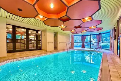 Image de Luxus Villa nah Baden-baden mit Pool, Sauna, Garten, Gruppen bis 20 Pax