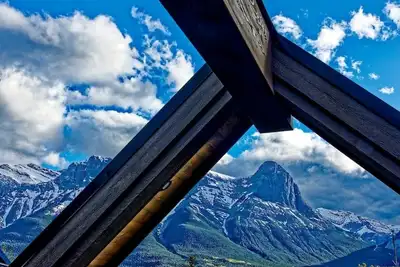 Image de Alpine Ridge  the dream homebase in the Rockies