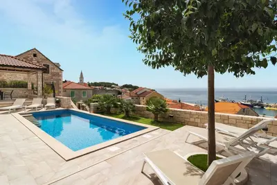 Image de Superbe maison de 6 chambres à Sumartin