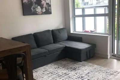 Image de Pet Friendly Condo- Friday Harbour Resort -\n1+ 1 Bedroom