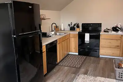 Image de Clean and Cozy; convenient to local wedding venues and Flathead Lake.
