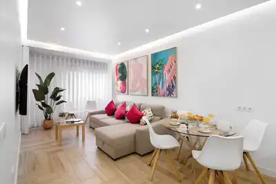 Image de Appartement 'Luxury Sweet Homes T2' avec terrasse partagée, Wi-Fi et climatisation