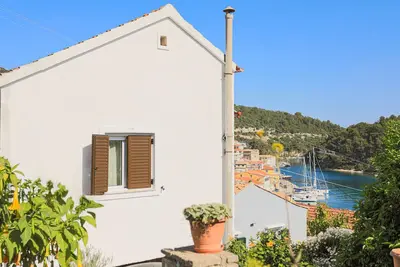 Image de Andromaxi Apt: Idyllic Stay in Gaios, Paxos - Sea Views & WiFi