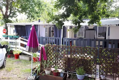 Image de Mobil home 6 personnes dans camping familiale 3 ⭐️, animaux de compagnie acceptés