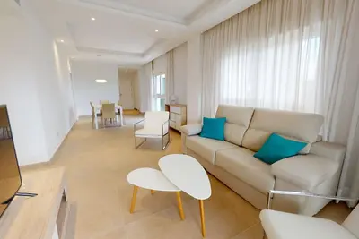 Image de Forsitia by On Travel