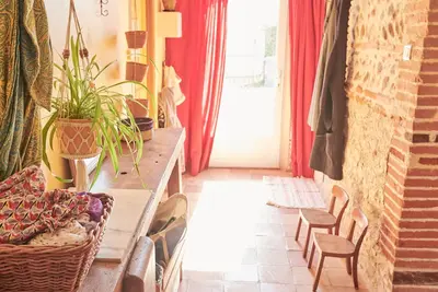 Image de Grande maison pleine de charme, idéale pour 4 familles