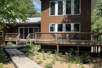 Image de Guesthouse near Bancroft on private lake & close to Algonquin