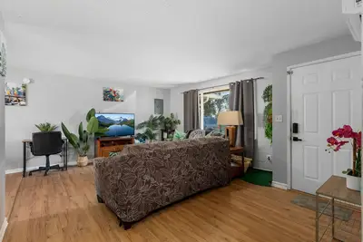 Image de Edgewood Jungle Vibs Own unit A