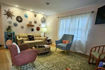 Image de Edwards Hemingway Hideaway