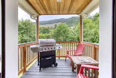 Image de Secluded Hot Tub Retreat on 14 Acres Near Beaches