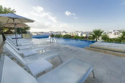 Image de Comodo y Centrico, 2 Recamaras, Alberca, Gym, Parking. Cerca del Mar