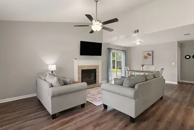 Image de Tipsy Turtle - New Listing!