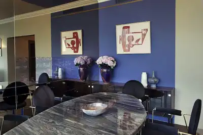 Image de Luxury Suite 14 Live  2 Bedroom, 2. 5 bathroom, Office, Living, Kitchen