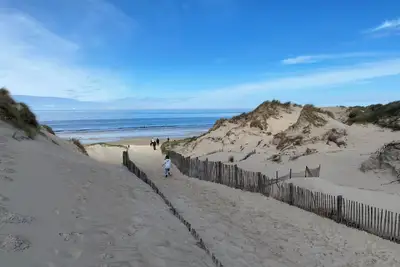 Image de Côte d’Opale, grand appartement (72m2) neuf à 200m de la plage et des dunes.