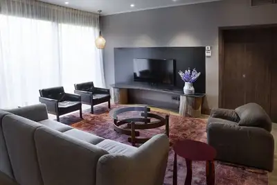 Image de Suite 9  Grow 2 bedroom, 2. 5 bathroom, Living, Kitchen