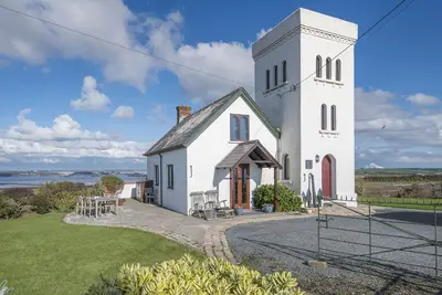 Image de The Rocket Carthouse, Holiday Home Angle, Sleeps 4, 1 bedrooms, bathrooms