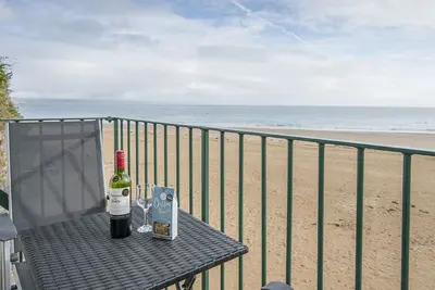 Image de 1 Sunnycove, holiday property Tenby, Sleeps 4, 2 bedrooms, bathrooms