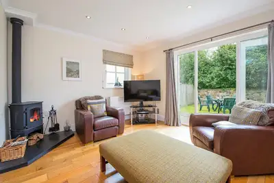 Image de 3 Stable Yard, Holiday Cottage St Davids, Sleeps 6, 3 bedrooms, bathrooms