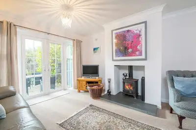 Image de Awel y Mor, Holiday home Stackpole, Sleeps 6, 3 bedrooms, bathrooms