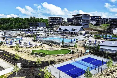Image de Royce's Retreat- Private Indoor Pool & Exclusive Resort Outdoor Water Park
