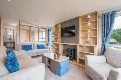 Image de Brynteg, Holiday Cottage Bonville’s Court Country Park, Saundersfoot, Sleeps 6, 3 bedrooms, bathrooms