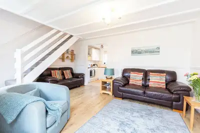 Image de Crofters Cottage, Holiday Cottage Ivy Tower Village, St Florence, Sleeps 5, 3 bedrooms, bathrooms
