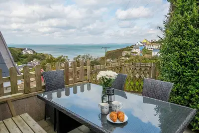 Image de Heddfan Cottage, Holiday Home Little Haven, Sleeps 4, 2 bedrooms, bathrooms
