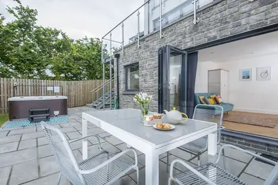 Image de Lions Head, Holiday Cottage Broad Haven, Sleeps 8, 4 bedrooms, bathrooms