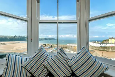 Image de Lower Anchorage, Holiday Cottage Tenby, Sleeps 8, 4 bedrooms, bathrooms