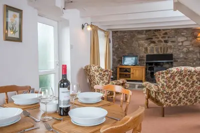 Image de Middle Hill Cottage, Holiday Cottage Amroth, Sleeps 4, 2 bedrooms, bathrooms