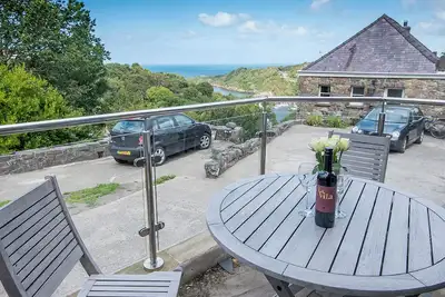 Image de Penrallt Cottage, Holiday Cottage Fishguard, Sleeps 4, 2 bedrooms, bathrooms