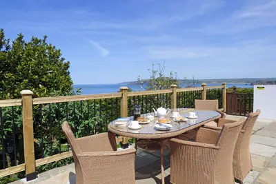Image de Perci Penrhiw Bach, Holiday Home Cwm Yr Eglwys, Sleeps 4, 2 bedrooms, bathrooms