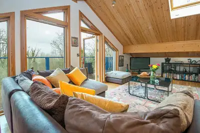 Image de The Blue House, Holiday Cottage Trefloyne, Near Tenby, Sleeps 6, 3 bedrooms, bathrooms