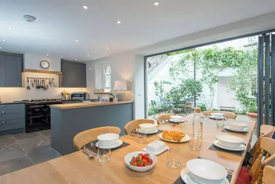 Image de Welford House, Holiday Home Newport, Sleeps 6, 3 bedrooms, bathrooms