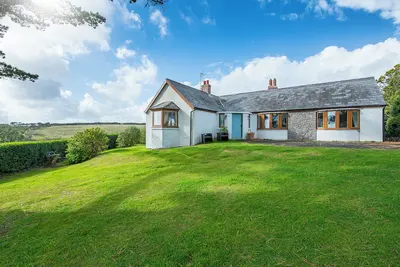 Image de Westhills, Holiday Cottage Lydstep, Sleeps 7, 3 bedrooms, bathrooms