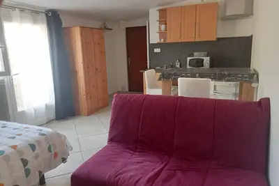 Logement autonome chez habitant ( studio) à 30 min de Paris, Melun Gare