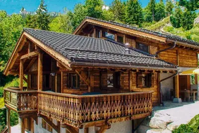 Image de Adorable Swiss Chalet Near Crans Montana Centre