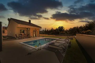 Image de Villa Shaula 1, comfortable 3 bedrooms and swimming pool for perfect holidays